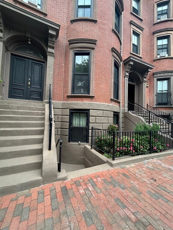 Building Photo - 554 Massachusetts Ave