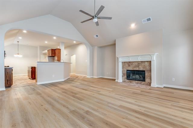 Building Photo - 6723 Lee Meadow Dr