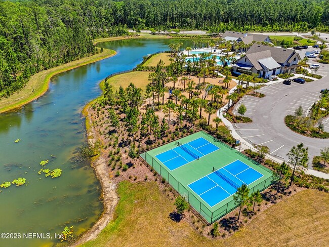 Building Photo - 75435 Sunberry Dr