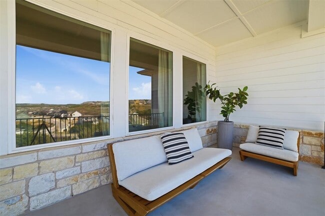 Building Photo - 256 Smoke Tree Cir