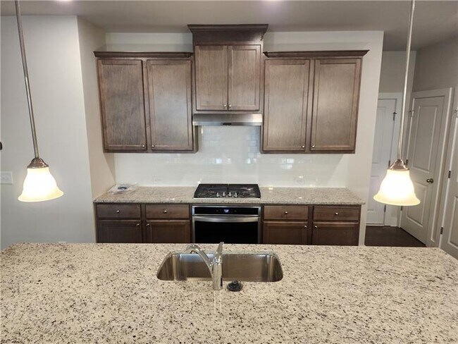 Building Photo - 1242 Winterhaven Dr