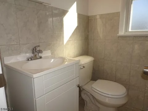 Building Photo - 41 E 8th St