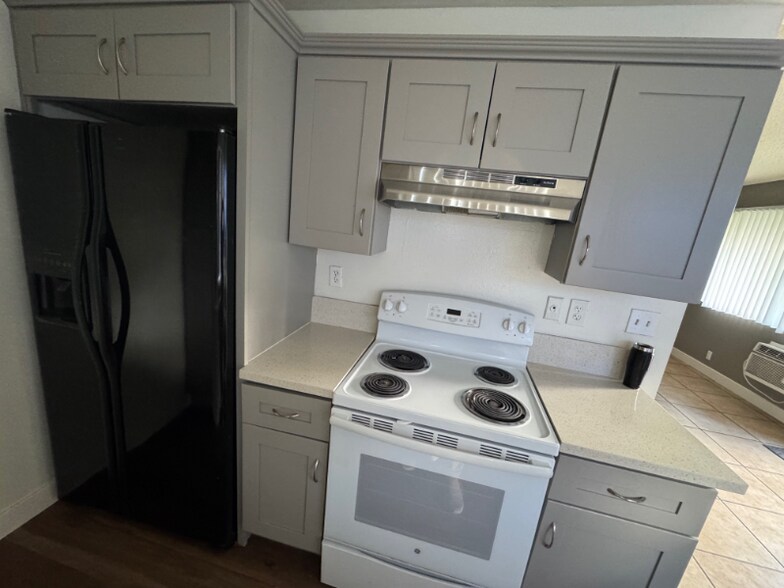 Building Photo - 23244 Orange Ave