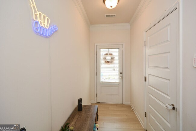 Building Photo - 2610 Ravencliff Dr