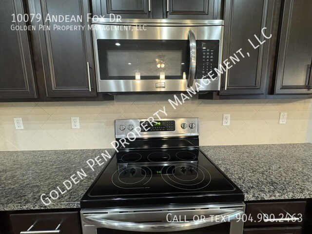 Building Photo - 10079 Andean Fox Dr