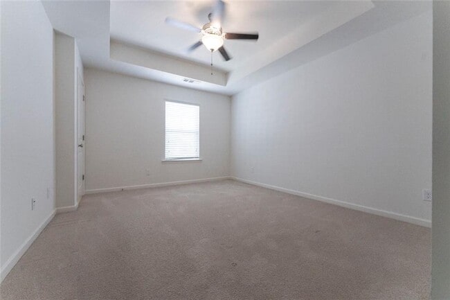 Building Photo - 898 Ambient Way