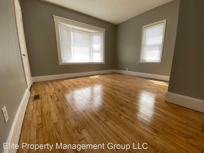 Building Photo - 6 br, 2 bath House - 1066 Ross Ave E