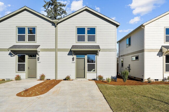 Building Photo - 2 Weeks Free Rent W/ Approved Application ...