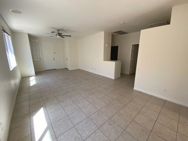 Building Photo - RARE SINGLE STORY IN SUMMERLIN! 3 bed, 2 bath.