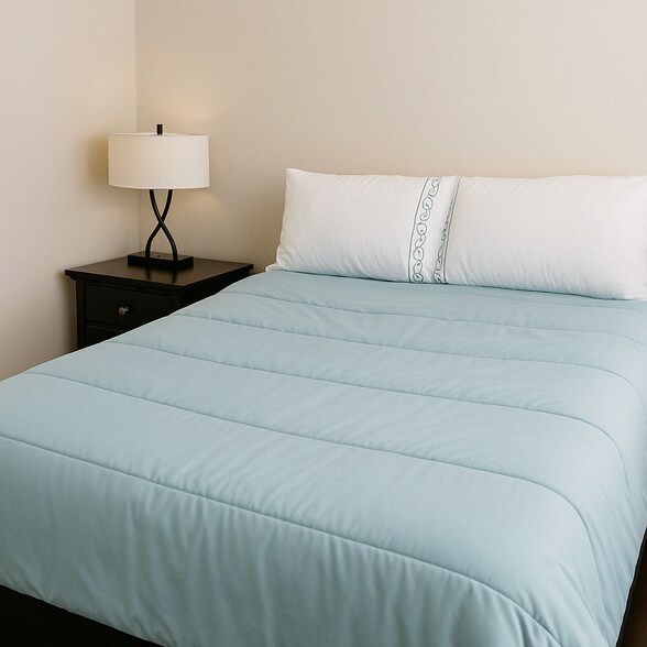 Guest Bedroom - 8311 Greys Ln