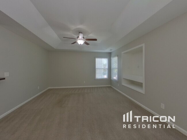 Building Photo - 420 Hedge Grove Ln