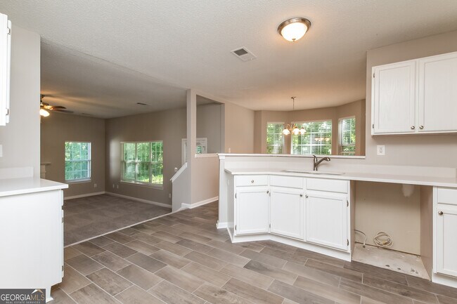 Building Photo - 2232 Rocksram Ct