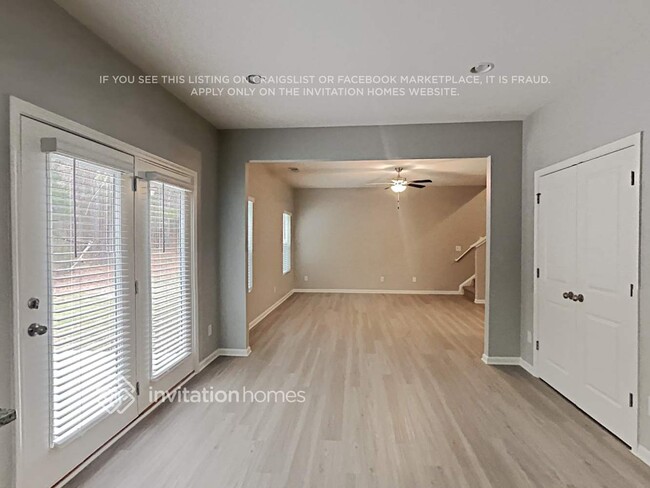 Building Photo - 229 N Fortune Way