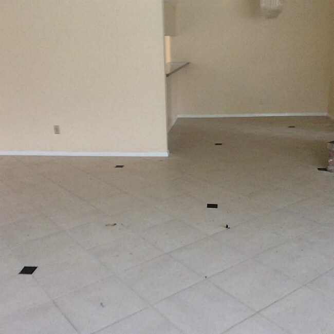 Building Photo - 16418 Quail Park Dr
