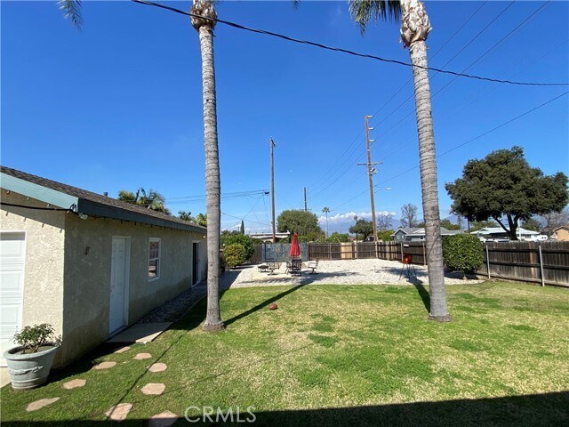 Building Photo - 1705 S Cabana Ave