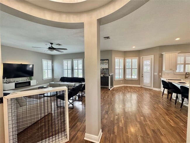 Building Photo - 212 Montara Drive