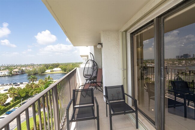 Building Photo - 1201 S Ocean Dr