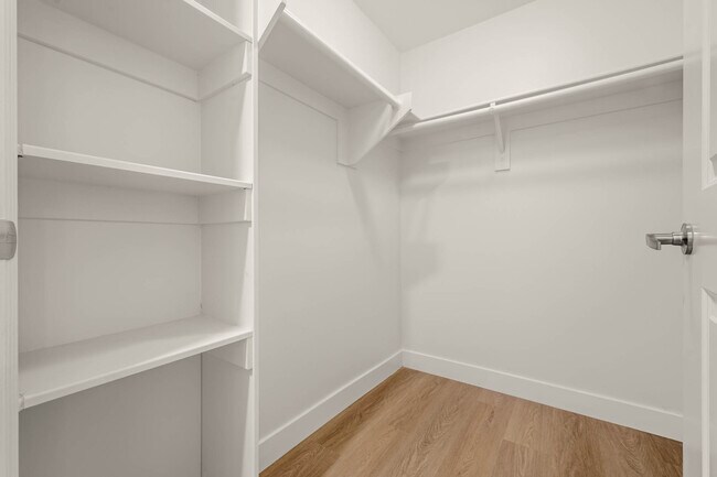 Building Photo - 8541 Alcott St
