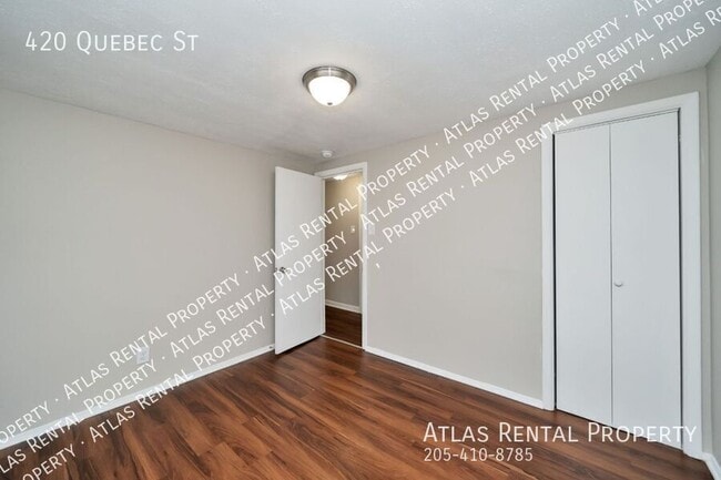 Building Photo - 420 Quebec St