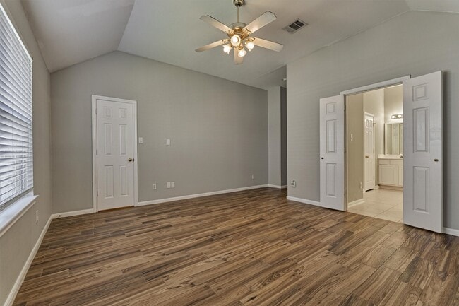 Building Photo - 11118 Creekline Meadow Ct