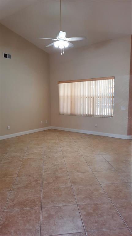 Building Photo - 58 Burning Bush Dr