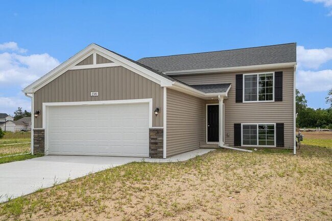 Building Photo - 4447 Pine Creek Dr