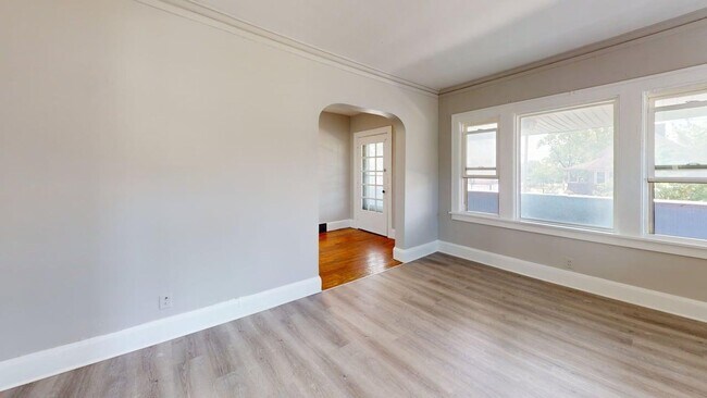 Building Photo - 12813 Gay Ave