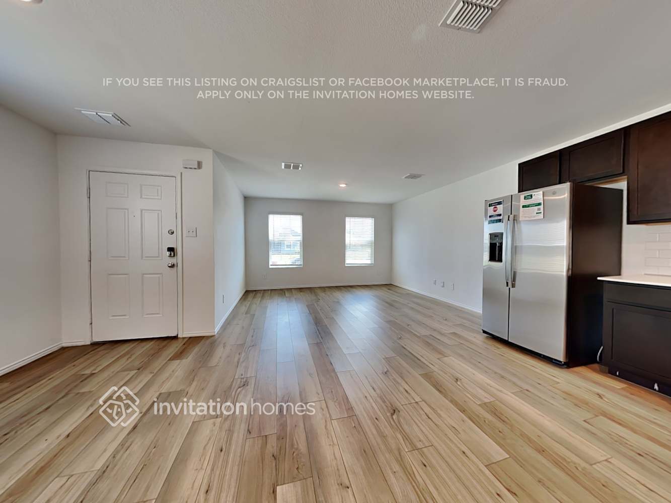 Building Photo - 3215 Crestone Dr