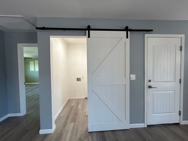 Building Photo - 4028 W Palo Verde Dr