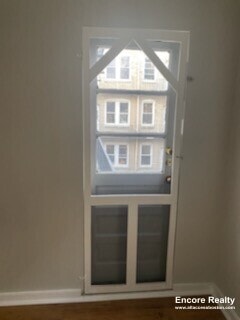 Building Photo - 224 Hanover St