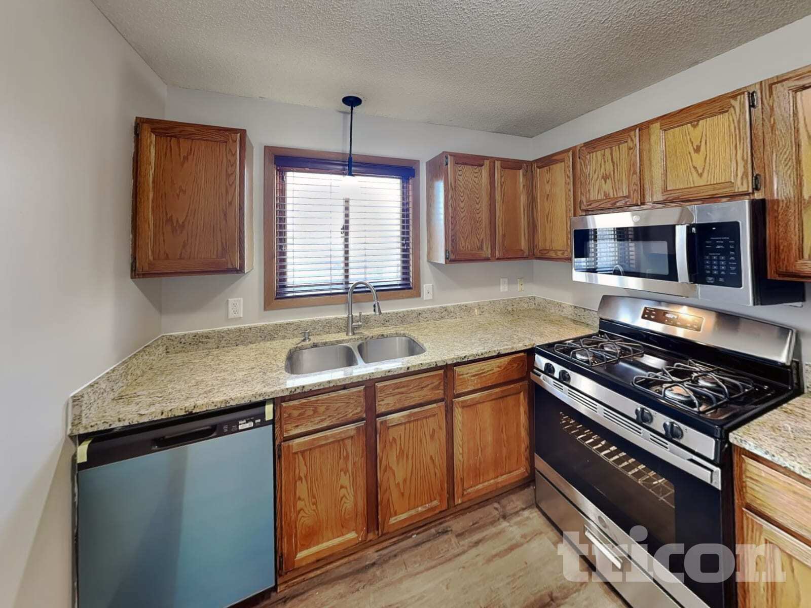 Building Photo - 13734 Glenhurst Ln