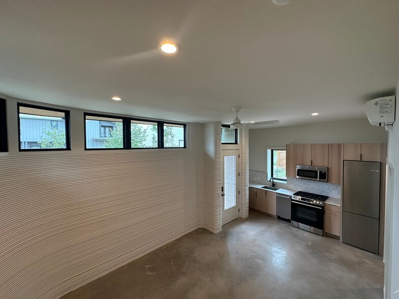 Building Photo - 3500 Tom Miller St