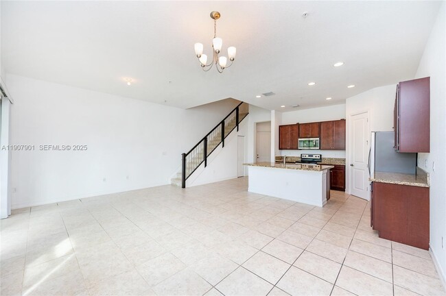 Building Photo - 11670 SW 13th Ln