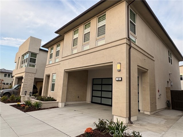 Building Photo - 160 Longden