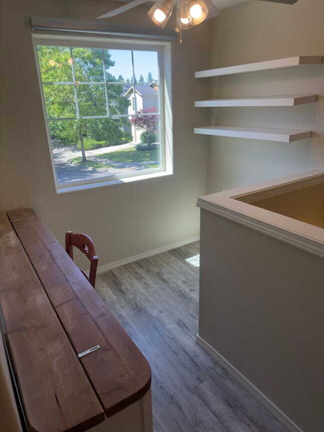 Building Photo - 2327 Sam Parrett Dr
