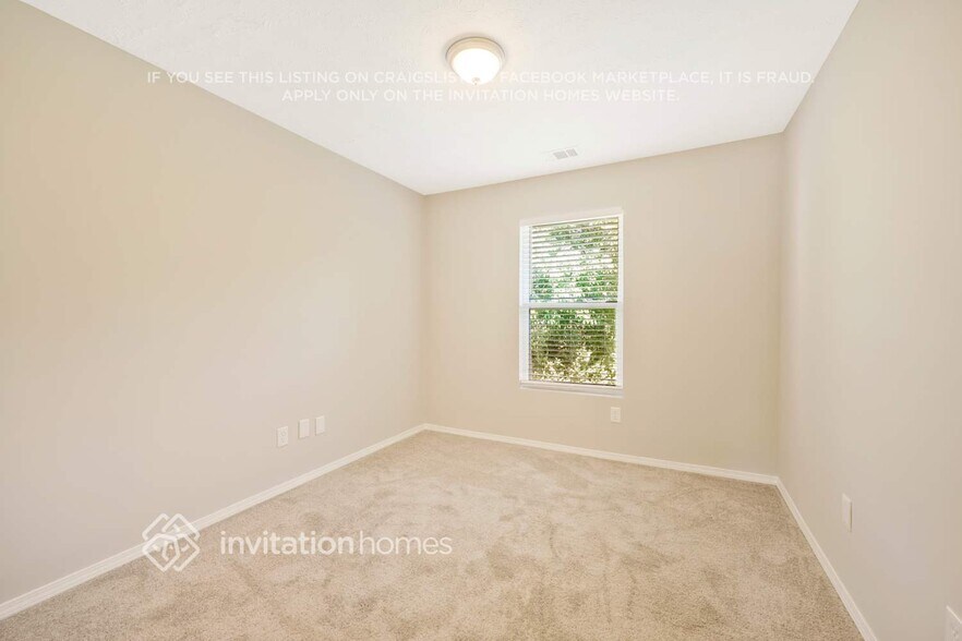 Building Photo - 2888 Creekbend Dr