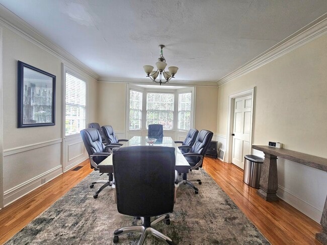 Building Photo - 3210 N Ocoee St