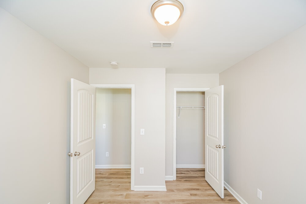 Building Photo - 2203 Sunny Cove Dr