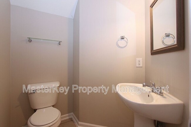 Building Photo - 309 Glaston Ct
