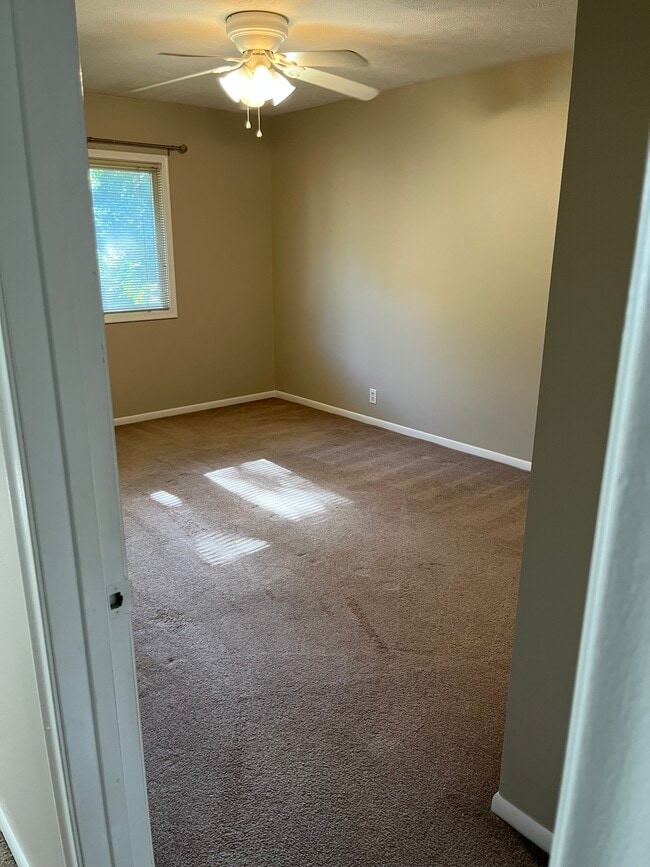 Building Photo - 12063 Burdette Cir