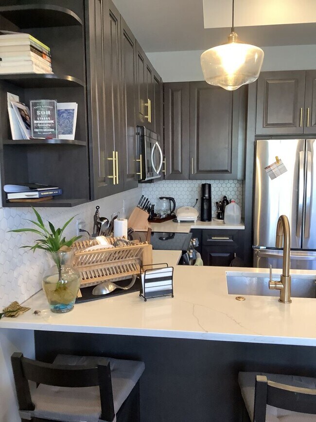 Building Photo - 1615 Ogden St