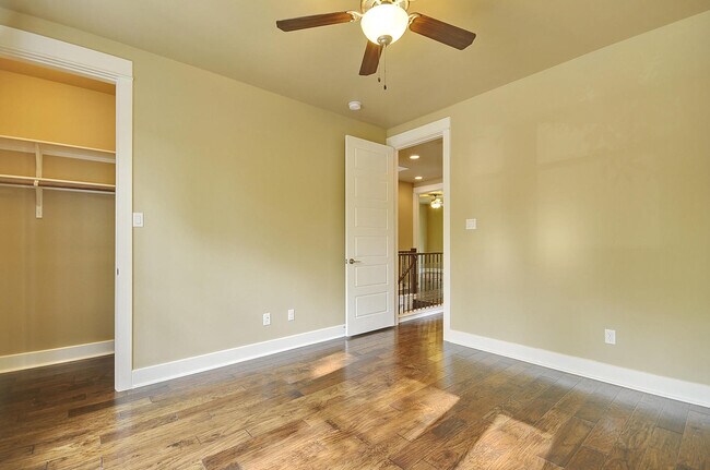 Building Photo - UT PRE-LEASE: 2011 Constructed Custom West...