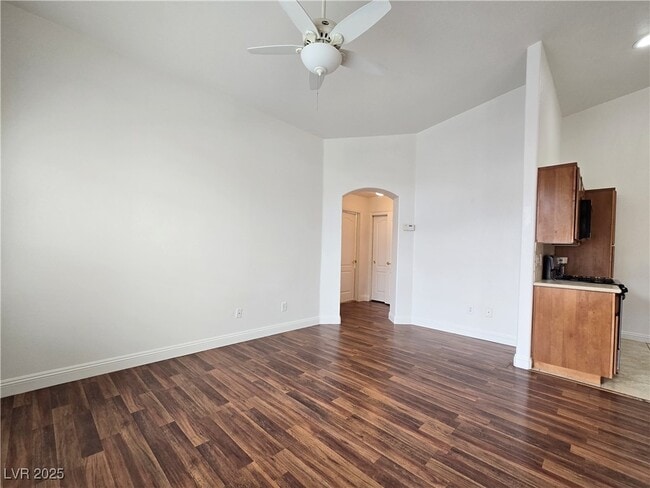 Building Photo - 9133 Goose Lake Way