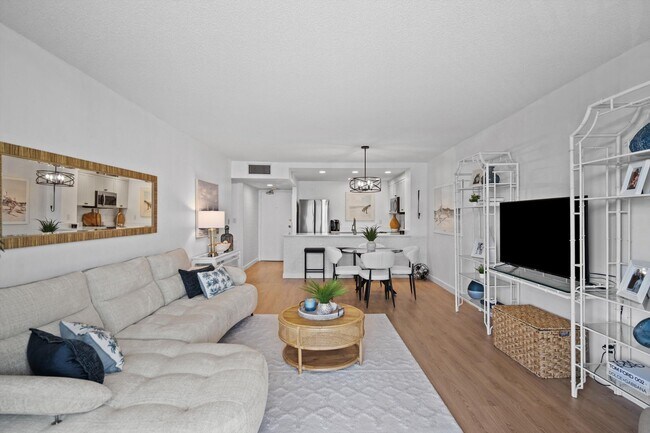 Building Photo - 3540 S Ocean Blvd