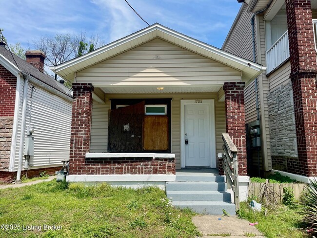 Primary Photo - 1705 Hale Ave
