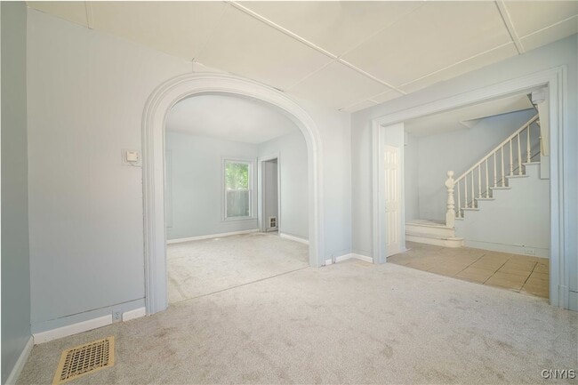 Building Photo - 42 E Cayuga St