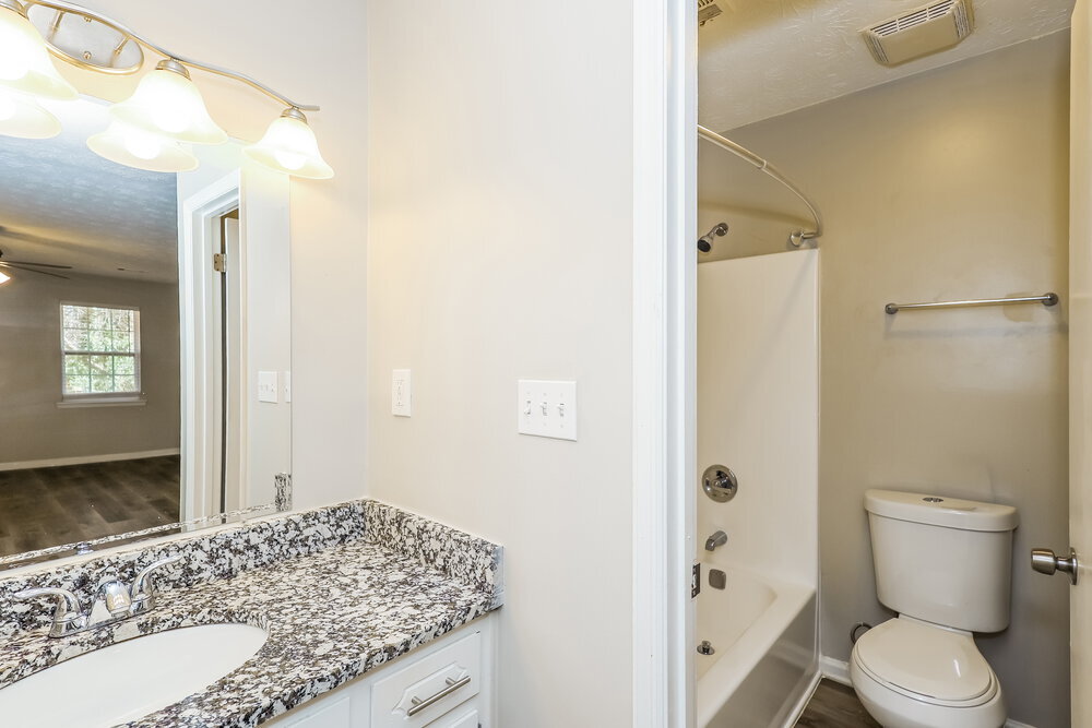 Building Photo - 9185 Sunset Dr