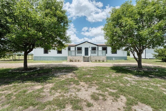 Building Photo - 132 Co Rd 247