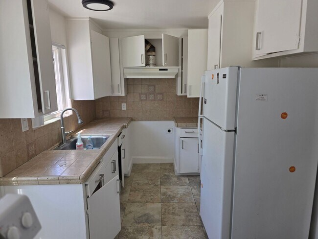 Building Photo - Discover 3528-3538 Agate in Santa Clara Open House Sunday August 2nd from 12noon-3pm