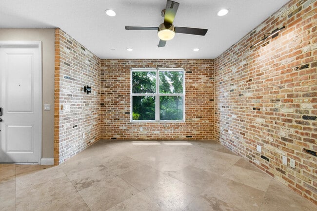 Building Photo - 1420 NW 49th Ln